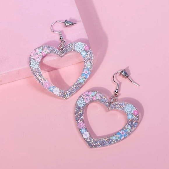 💜 Awesome Large Iridescent Heart Floral Flower Drop Earrings 💜 - Picture 1 of 4
